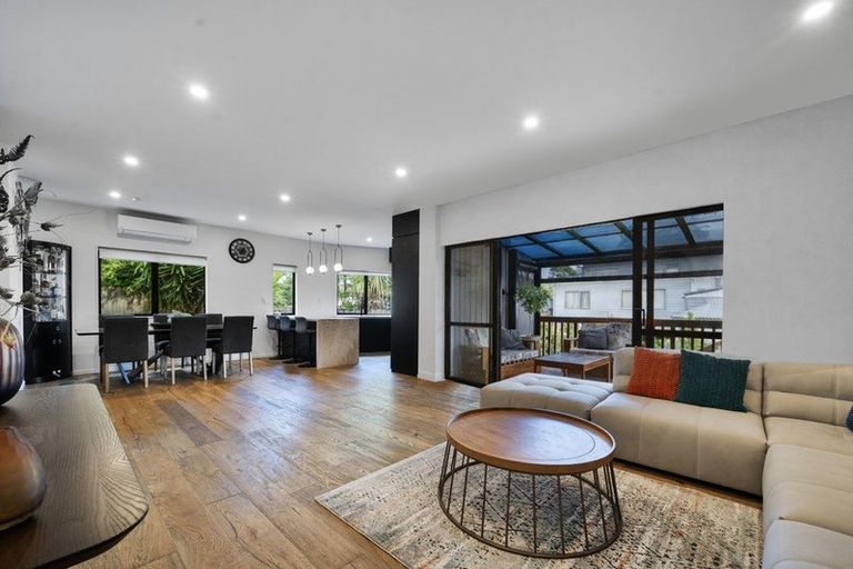 Photo of property in 5b Hemsway Place, Sunnyhills, Auckland, 2010