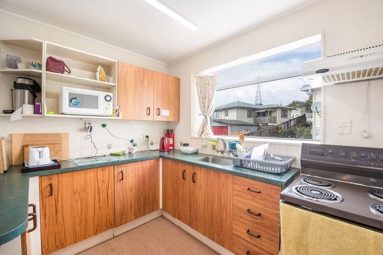 Photo of property in 95 Keegan Drive, Massey, Auckland, 0614