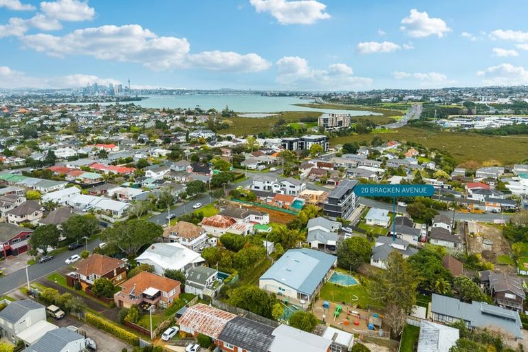 Photo of property in 20 Bracken Avenue, Takapuna, Auckland, 0622