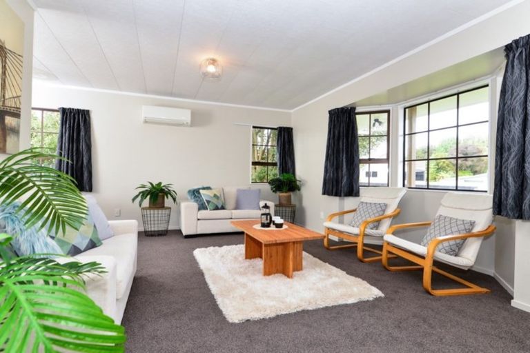 Photo of property in 4 Jasmine Avenue, Dinsdale, Hamilton, 3204