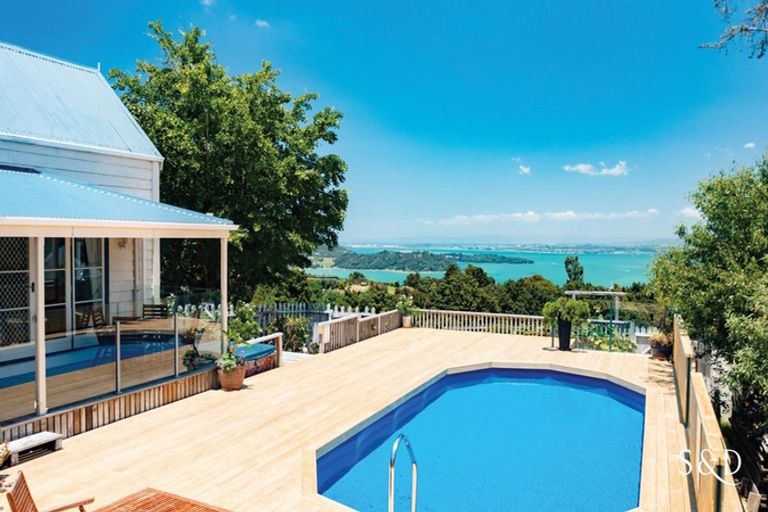 Photo of property in 73 Owhiwa Road, Parua Bay, Onerahi, 0192