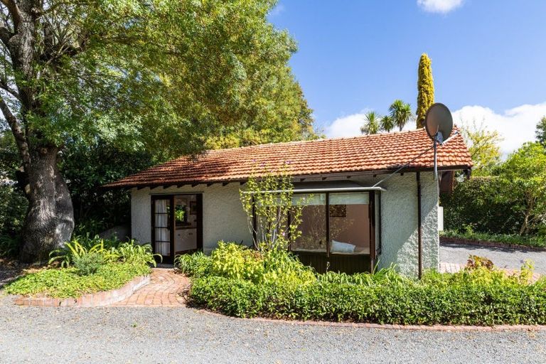 Photo of property in 35 Greenwood Road, Havelock North, 4130