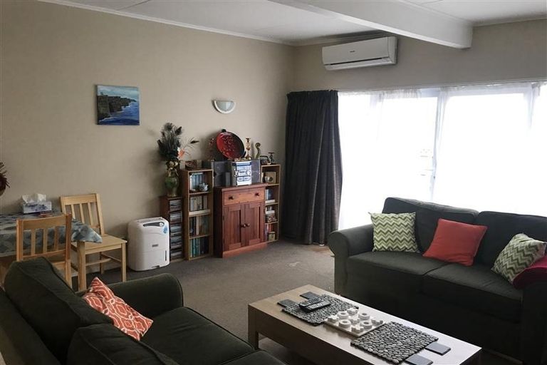 Photo of property in 87 Latham Street, Marewa, Napier, 4110