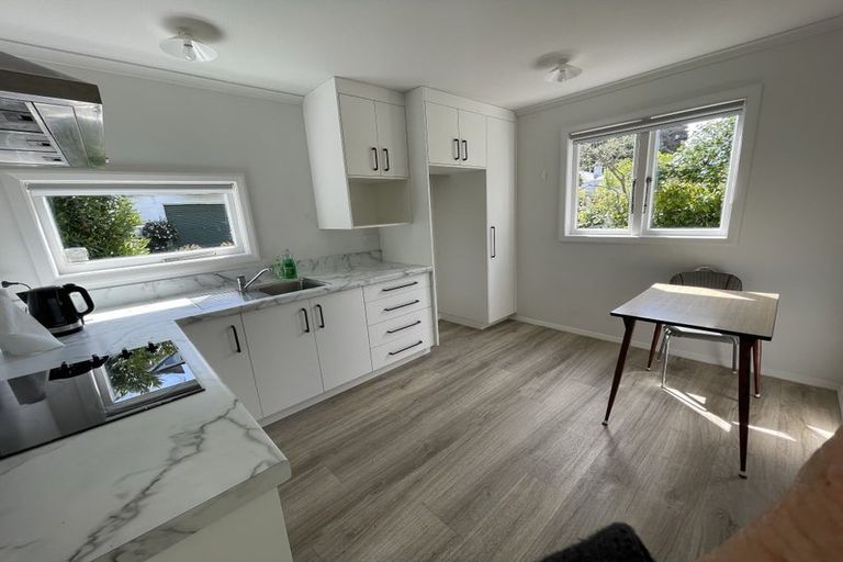 Photo of property in 1/72 Derwent Street, Island Bay, Wellington, 6023