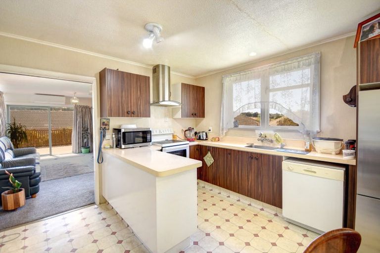 Photo of property in 17 Rennie Street, Green Island, Dunedin, 9018