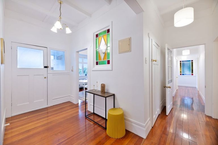 Photo of property in 10a Arawa Street, New Lynn, Auckland, 0600