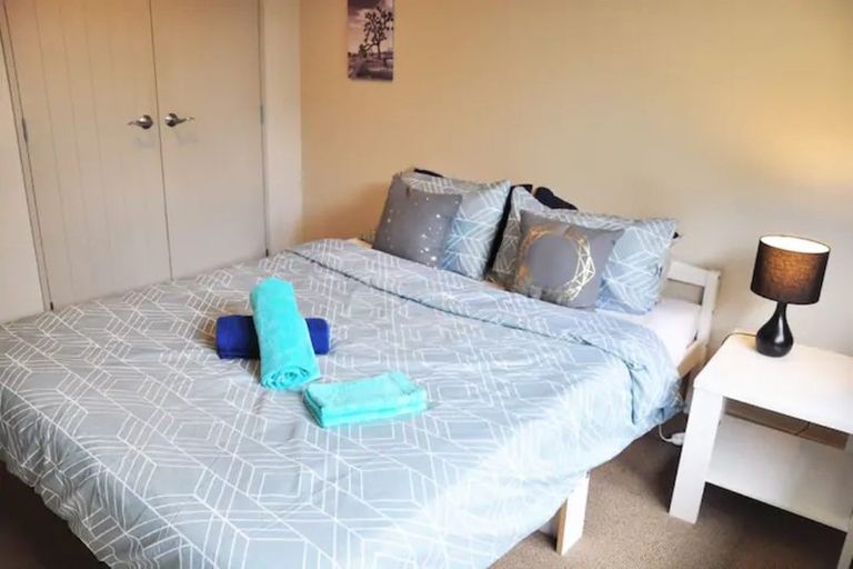 Photo of property in 12 Kalmore Place, Flat Bush, Auckland, 2016