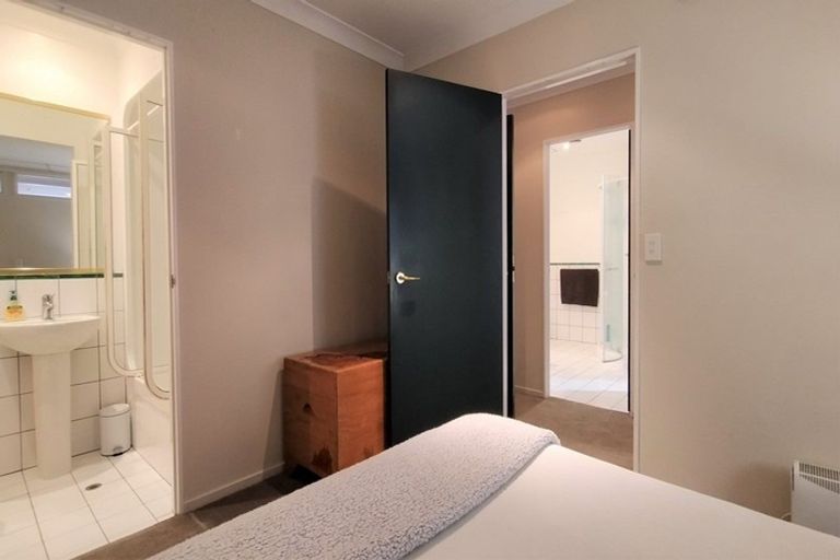 Photo of property in Vicino Apartments, 25/33 Taranaki Street, Te Aro, Wellington, 6011