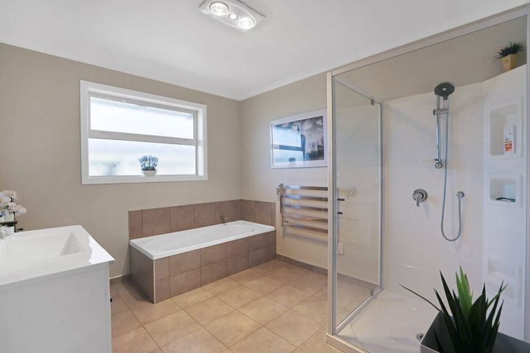 Photo of property in 10 Elmwood Grove, Tinwald, Ashburton, 7700