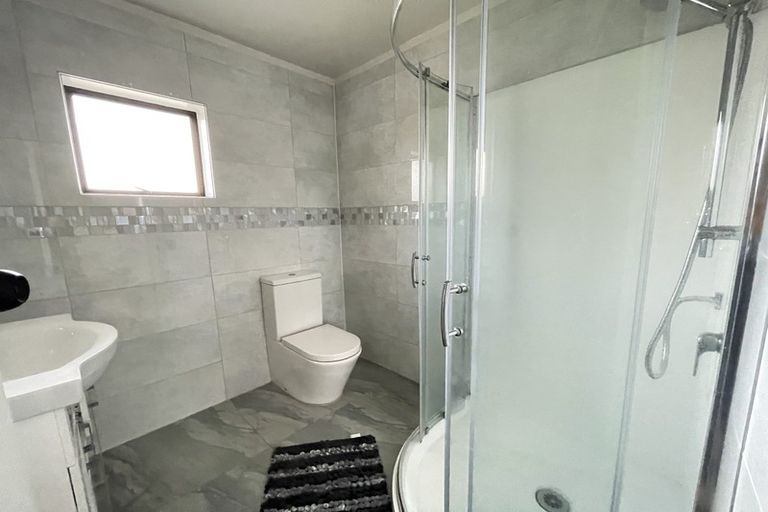 Photo of property in 9 Sirius Place, Botany Downs, Auckland, 2010