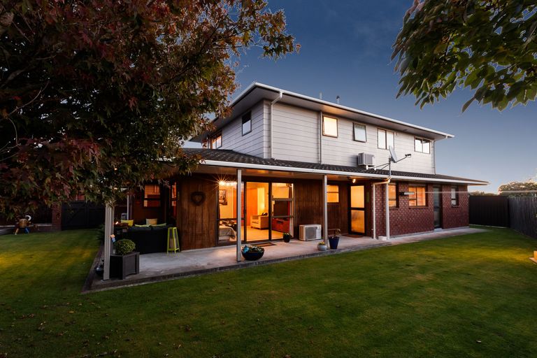 Photo of property in 1 Ngahere Court, Awapuni, Palmerston North, 4412