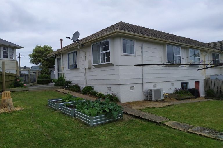 Photo of property in 16 Milford Avenue, Calton Hill, Dunedin, 9012