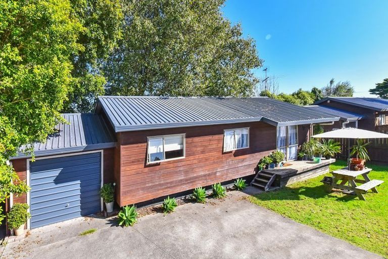 Photo of property in 32a Station Road, Takanini, 2112