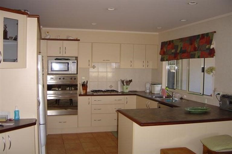 Photo of property in 12a Chatsfield Place, Te Kamo, Whangarei, 0112