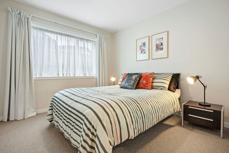 Photo of property in 1/5 Gulf Crest, Bucklands Beach, Auckland, 2012