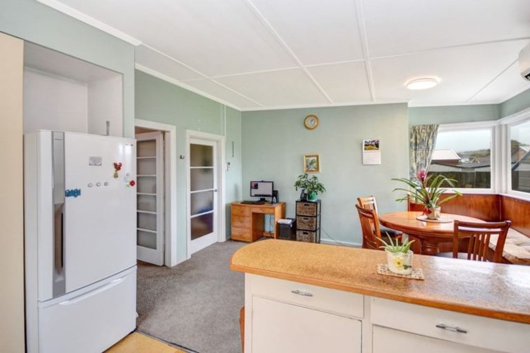 Photo of property in 37 Oxford Street, South Dunedin, Dunedin, 9012