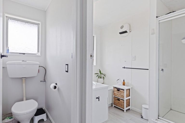 Photo of property in 1 Veronica Place, Bell Block, New Plymouth, 4312