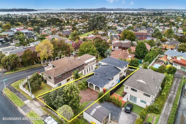 Photo of property in 213 Royal Road, Massey, Auckland, 0614