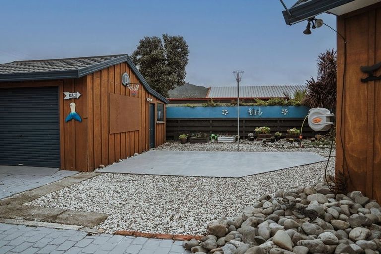 Photo of property in 196 Rarangi Beach Road, Rarangi, Blenheim, 7273