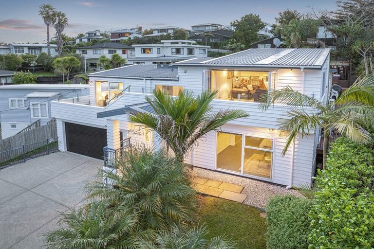 Photo of property in 21 Korotaha Terrace, Rothesay Bay, Auckland, 0630