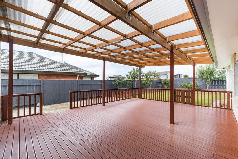 Photo of property in 58 Branigan Parade, Kelvin Grove, Palmerston North, 4414