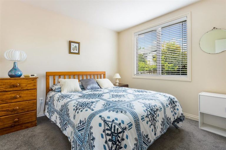 Photo of property in 4 View Ridge Drive, Ranui, Auckland, 0612