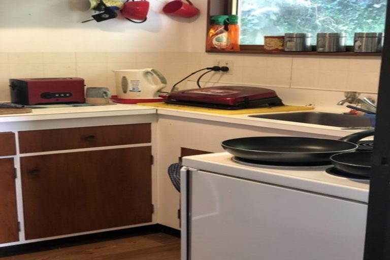 Photo of property in 33b Cleary Street, Waterloo, Lower Hutt, 5011