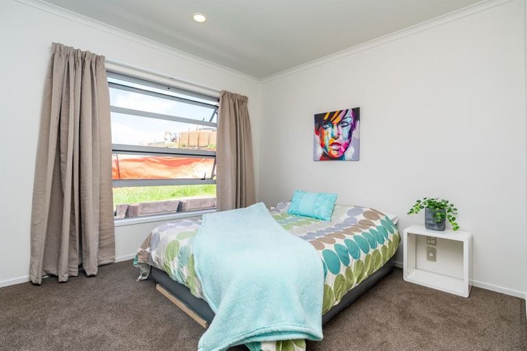 Photo of property in 28a Weka Street, Mangawhai, 0505