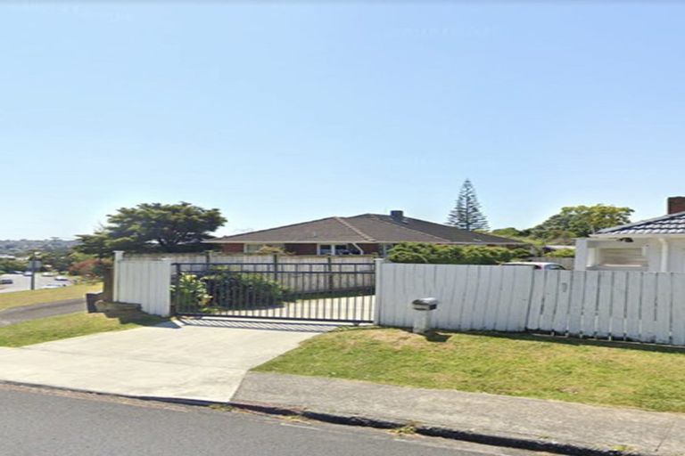 Photo of property in 1 Diana Drive, Glenfield, Auckland, 0629