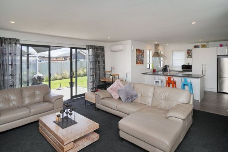 Photo of property in 64 Sutherland Drive, Kaiapoi, 7630