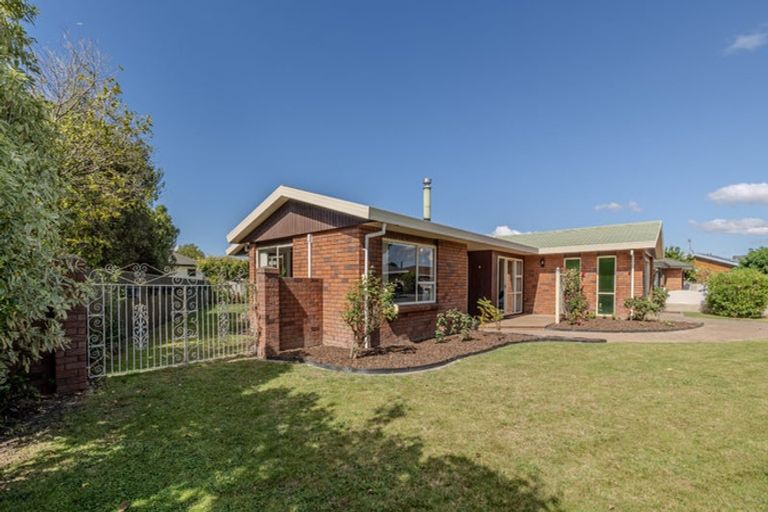 Photo of property in 31 Auckland Road, Greenmeadows, Napier, 4112