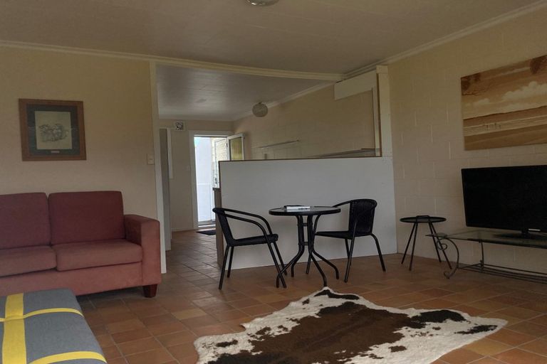 Photo of property in 2/465 Hibiscus Coast Highway, Orewa, 0931