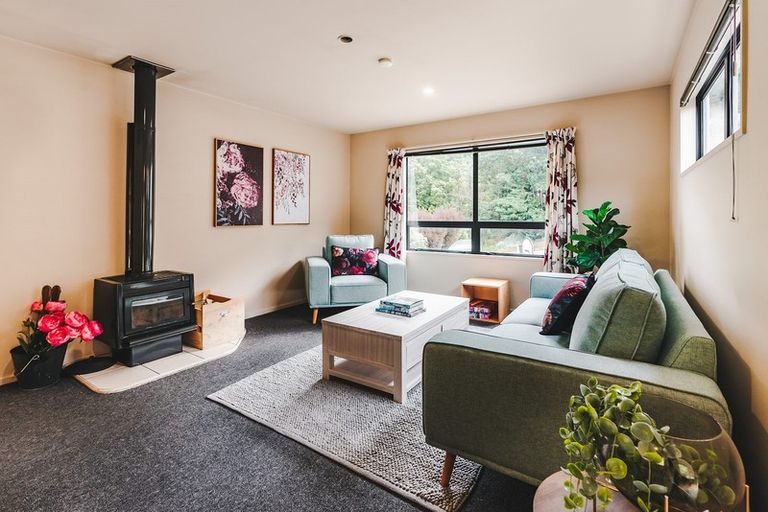 Photo of property in 235 Fernhill Road, Sunshine Bay, Queenstown, 9300