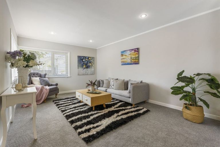 Photo of property in 38 Paramu Avenue, Birkdale, Auckland, 0626