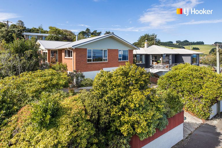 Photo of property in 73 Mckerrow Street, Shiel Hill, Dunedin, 9013