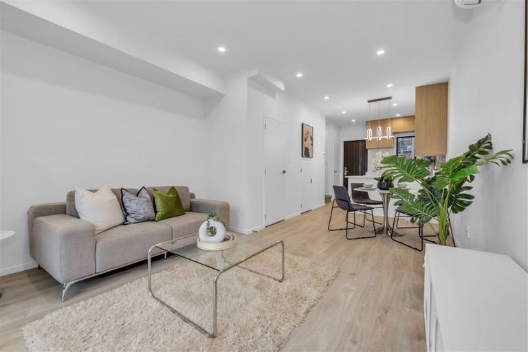 Photo of property in 7 Rana Road, Flat Bush, Auckland, 2019