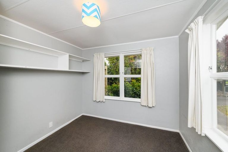 Photo of property in 14 Apollo Parade, Milson, Palmerston North, 4414