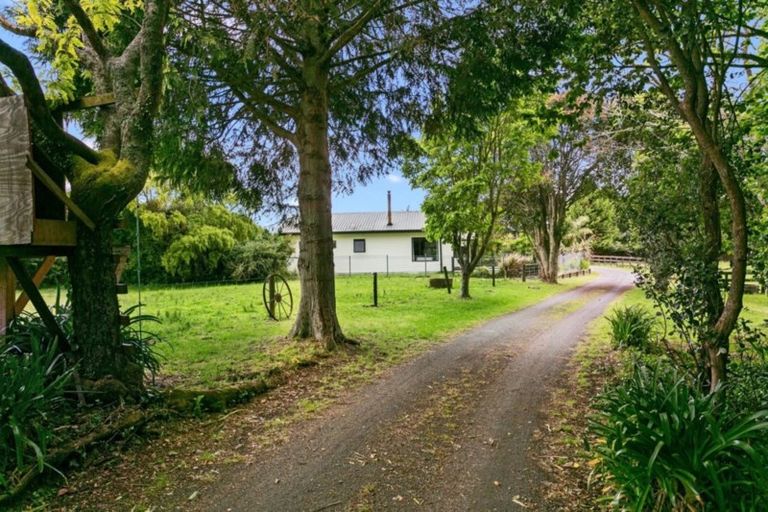 Photo of property in 955 Maungatautari Road, Maungatautari, Cambridge, 3494