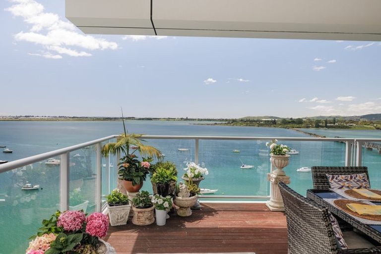Photo of property in 12/72f Devonport Road, Tauranga, 3110