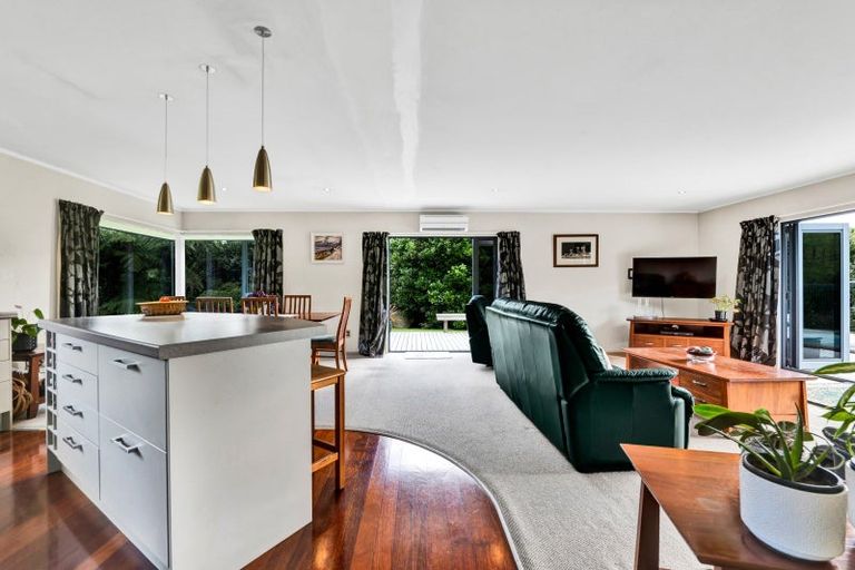 Photo of property in 529 Frankley Road, Hurworth, New Plymouth, 4371