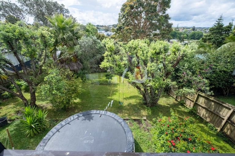 Photo of property in 32 Marlborough Avenue, Glenfield, Auckland, 0629