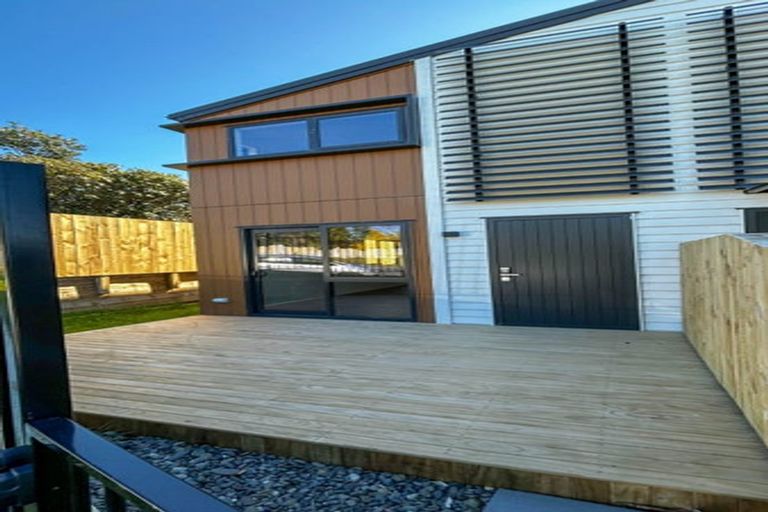 Photo of property in 12/196 Royal Road, Massey, Auckland, 0614