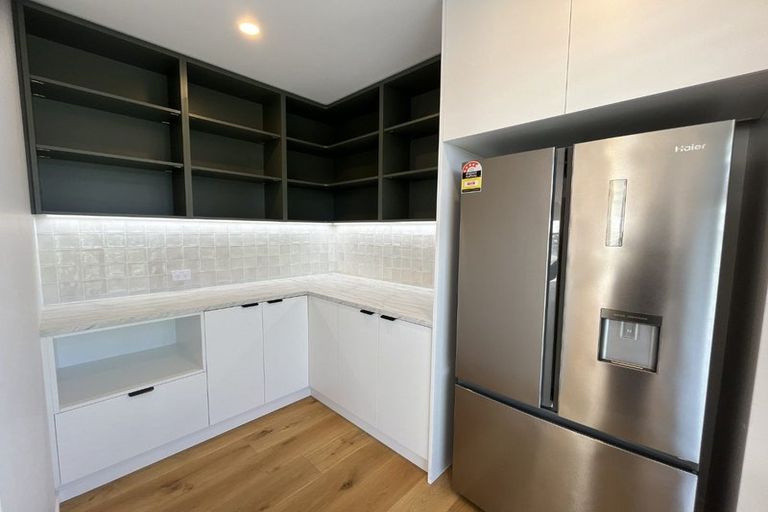 Photo of property in 16 Oriel Way, Rolleston, 7614