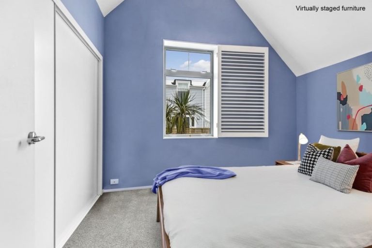 Photo of property in Victoria Villas, 43/35 Pirie Street, Mount Victoria, Wellington, 6011