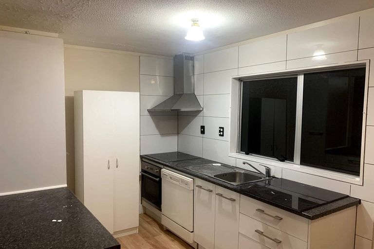 Photo of property in 18 Plunket Avenue, Petone, Lower Hutt, 5012