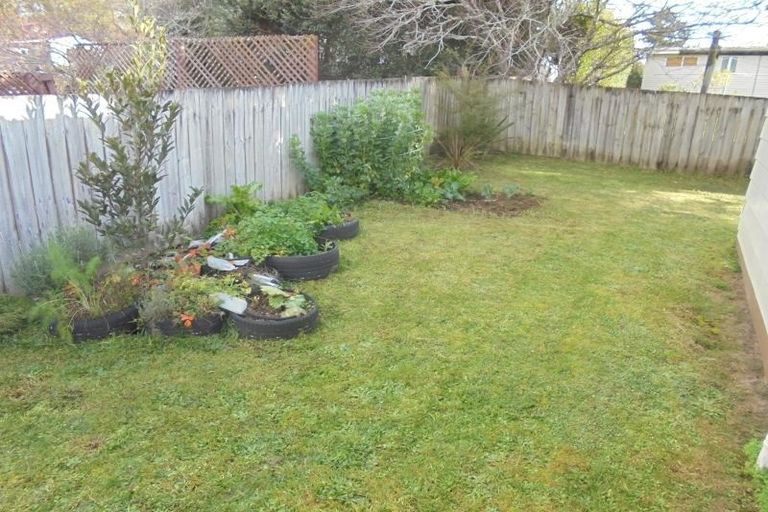 Photo of property in 2/33 O'donn Avenue, Beach Haven, Auckland, 0626