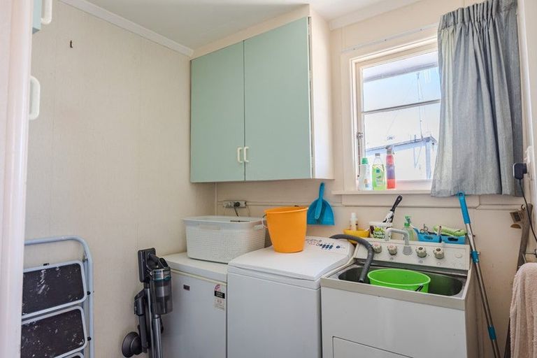 Photo of property in 27 Sandringham Street, Oamaru North, Oamaru, 9400