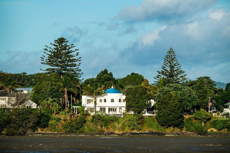 Photo of property in 6 Shepherds Road, Papakura, 2110