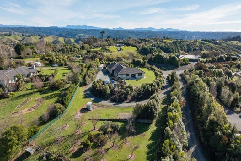 Photo of property in 4 Moneymore Place, Wakefield, 7095