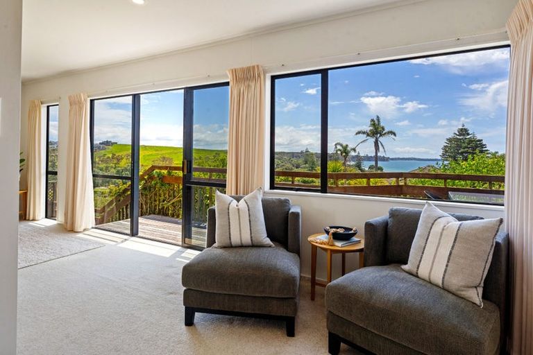 Photo of property in 49 Waiau Street, Torbay, Auckland, 0630